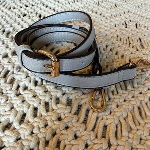 Dune crossbody strap light taupe